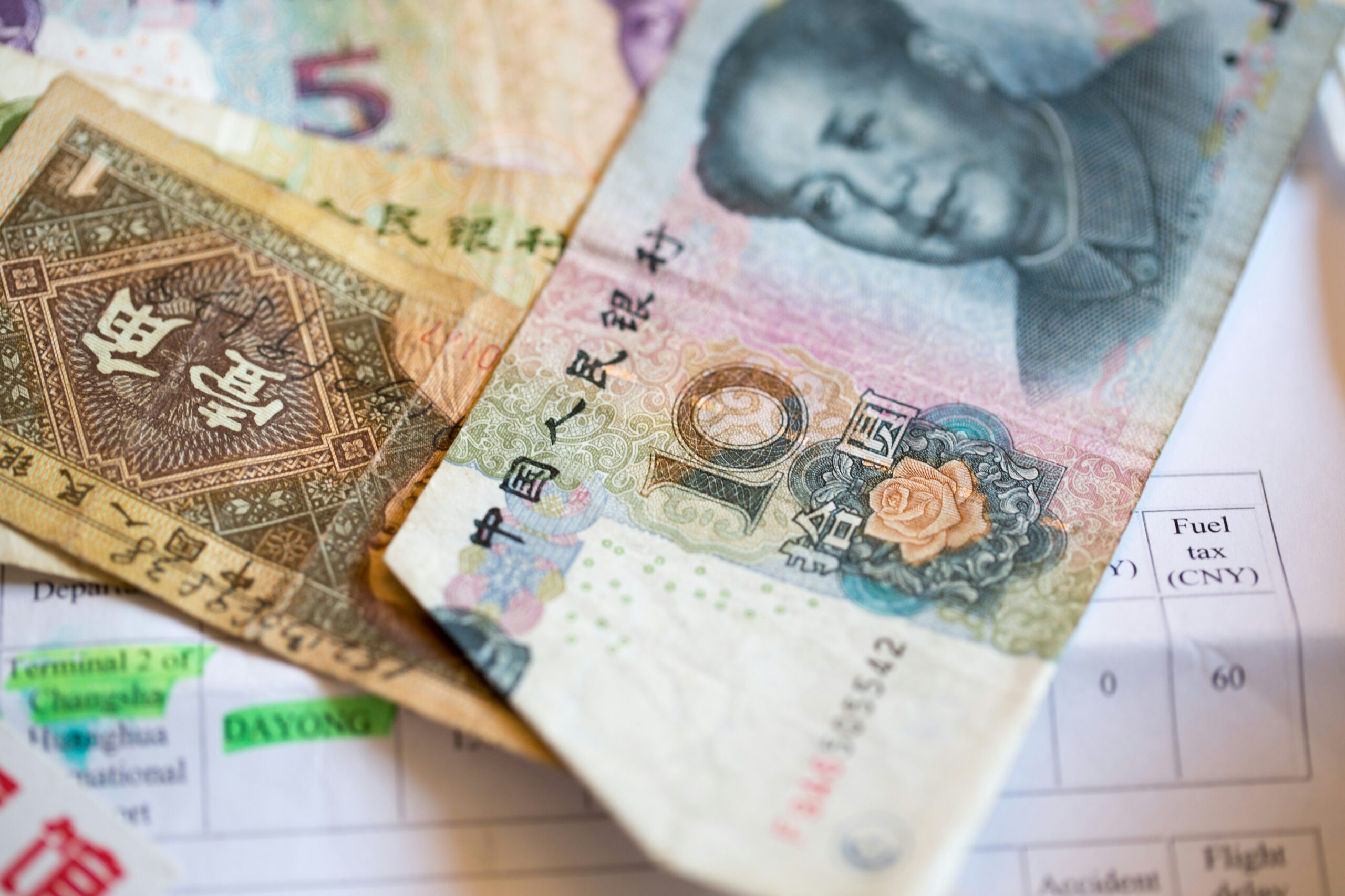 China Weighs Yuan-Backed Stablecoins in Bid for Global Currency Influence